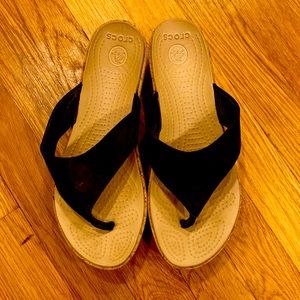 Crocs Sandals Flip flop Wedges  Black Nubuck Leather Women's Size 10